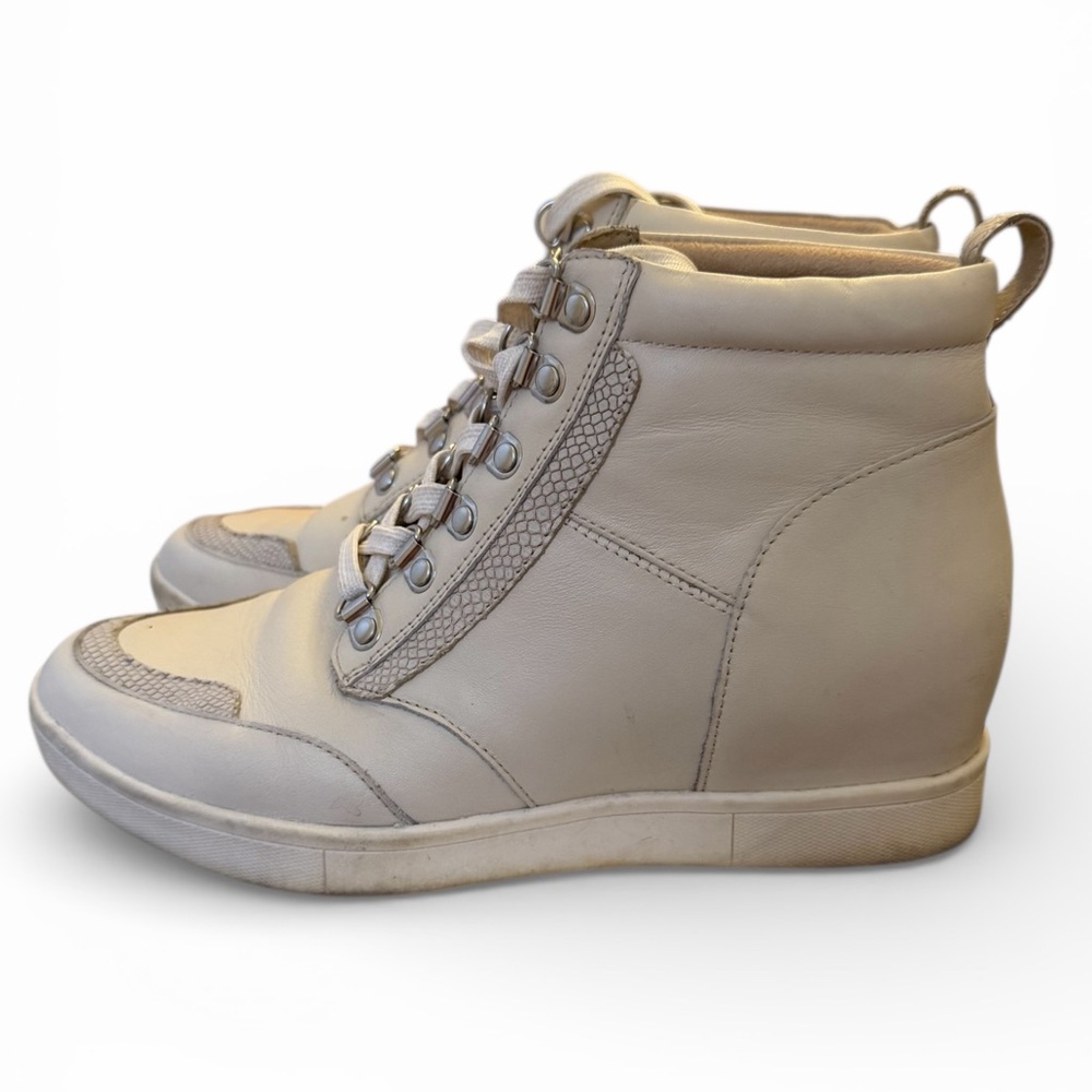 Vionic Women's Beige High-Top Sneakers